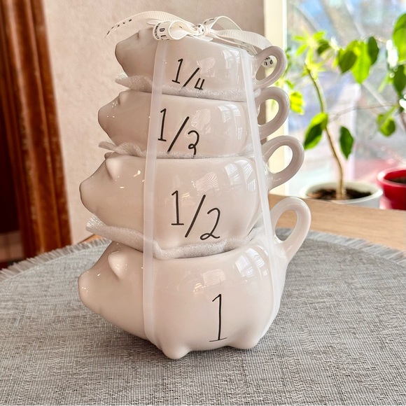 Rae Dunn PIG Shaped Set of 4 Ceramic Measuring Cups BRAND NEW! - Picture 6 of 6
